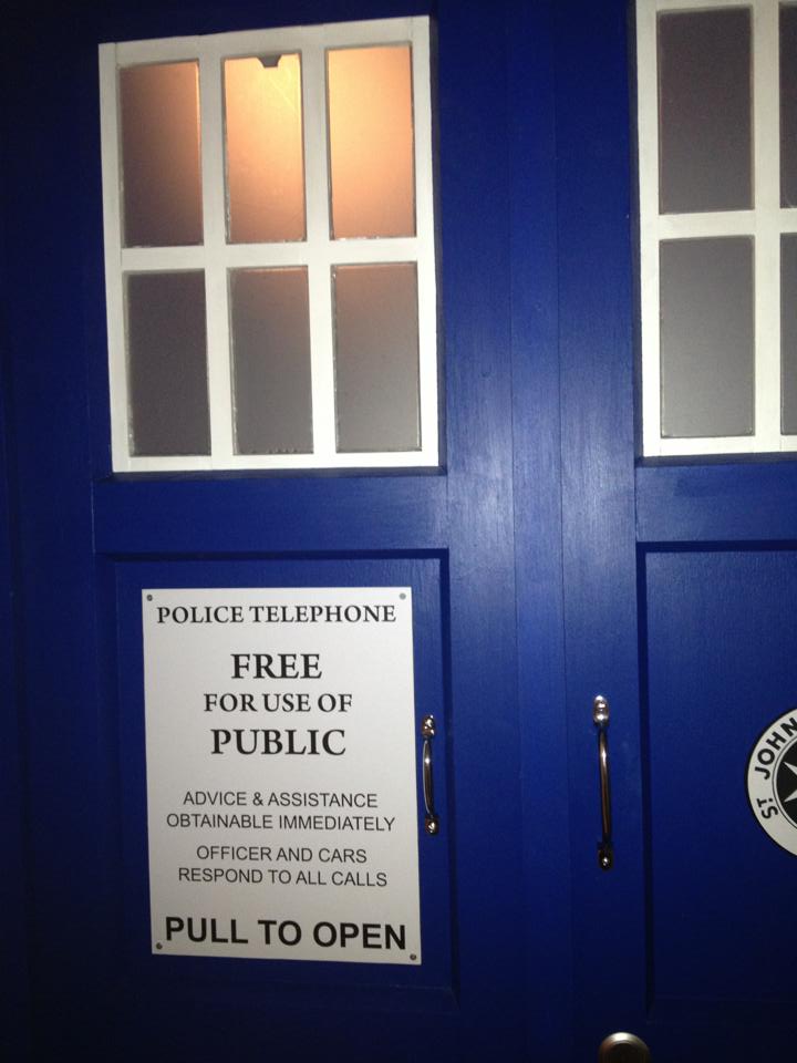 TARDIS-phonebox